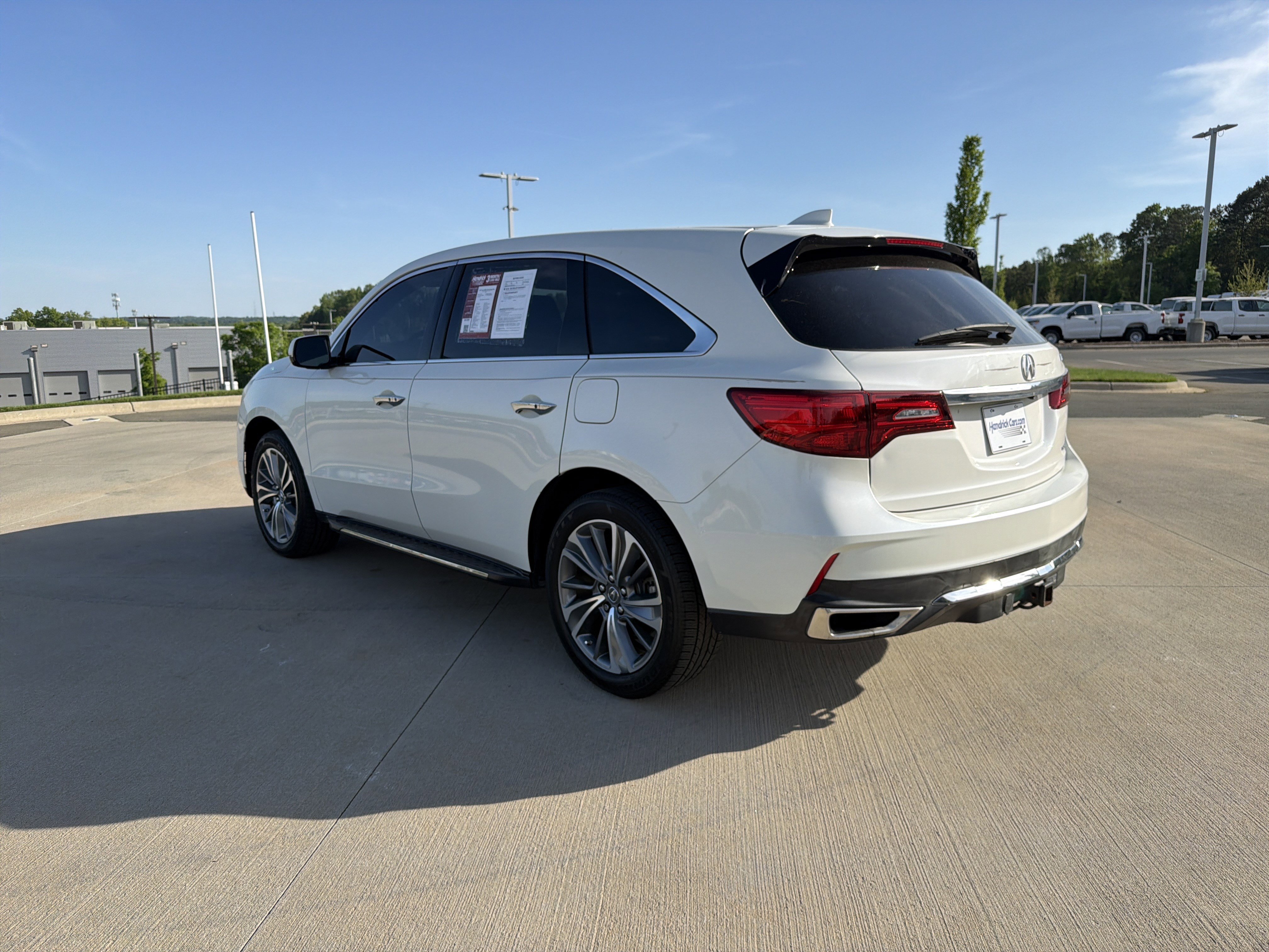 Certified 2017 Acura MDX SH-AWD w/ Technology Package image 12