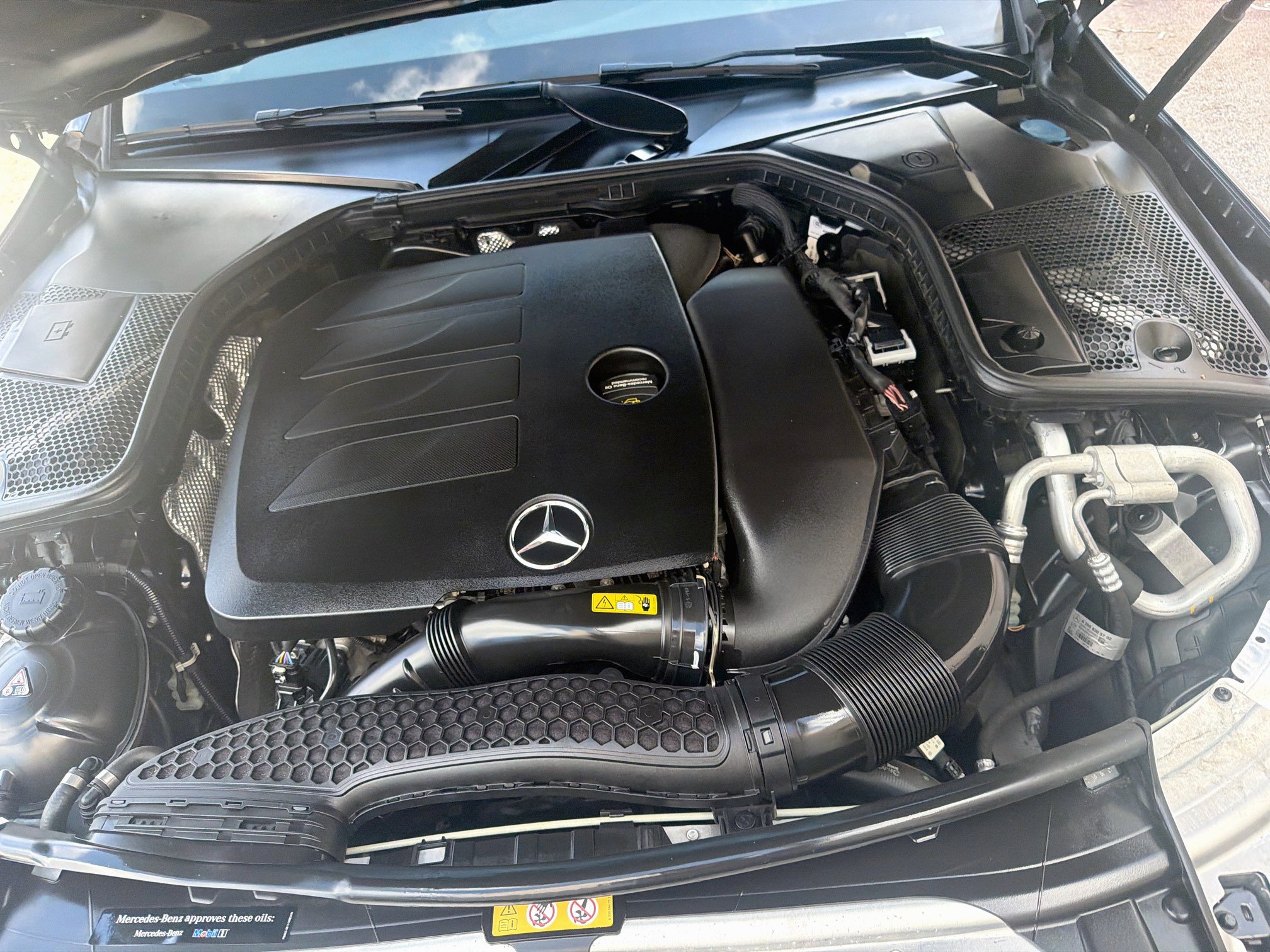 Used 2019 Mercedes-Benz C 300 4MATIC Sedan image 35