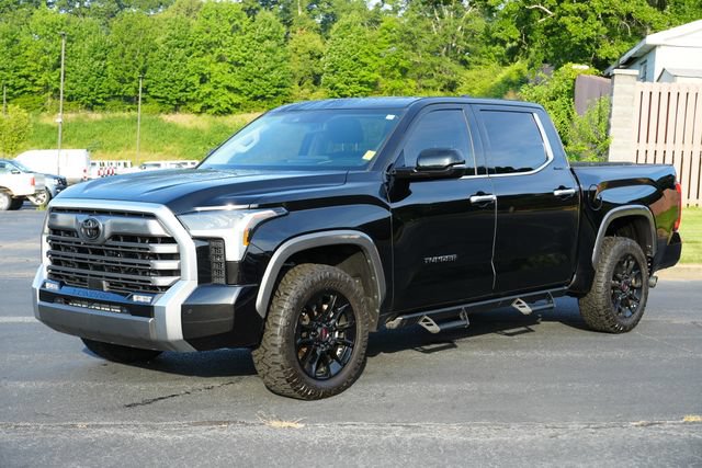 Used 2023 Toyota Tundra Limited w/ Power Package AWD/4WD image 3