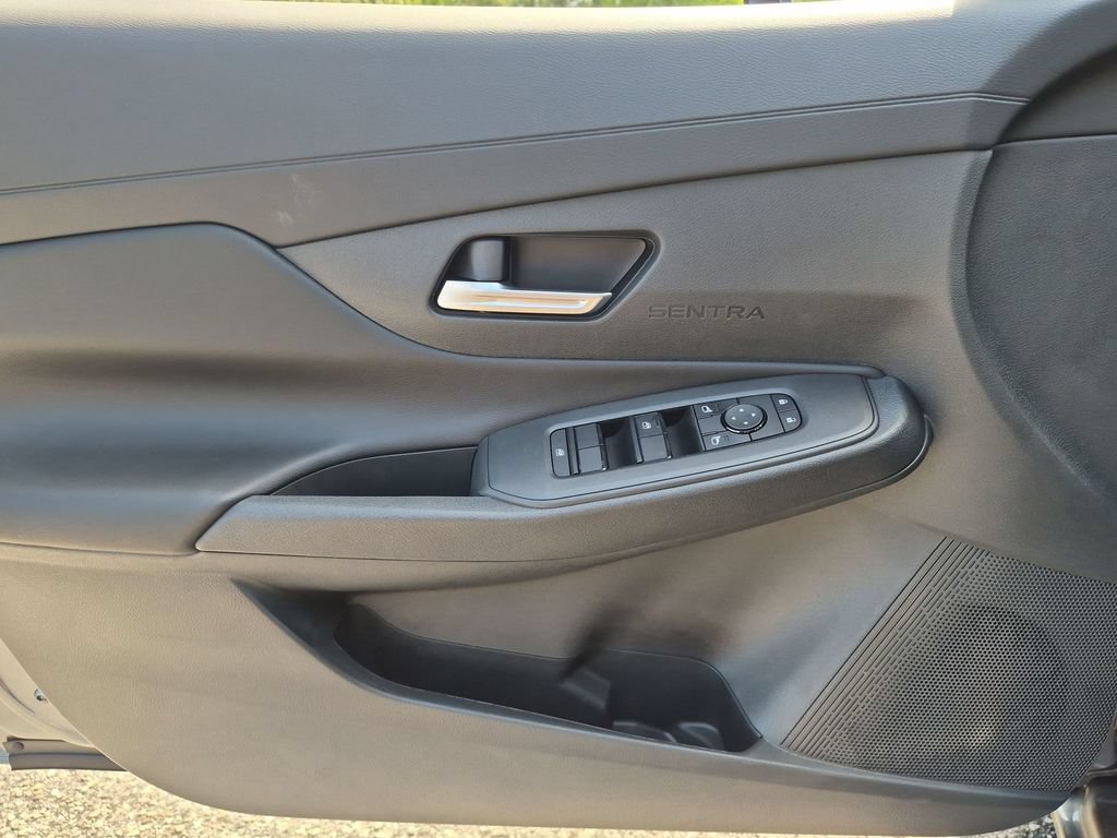 New 2027 Nissan Sentra S w/ Floor Mat Package FWD image 35