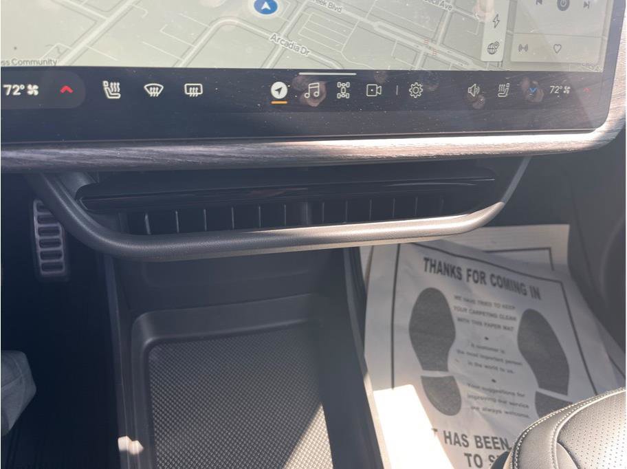 Used 2022 Rivian R1S Launch Edition image 22