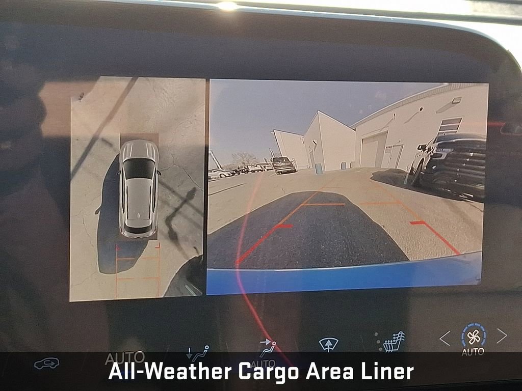 Certified 2025 Chevrolet Equinox EV RS image 23