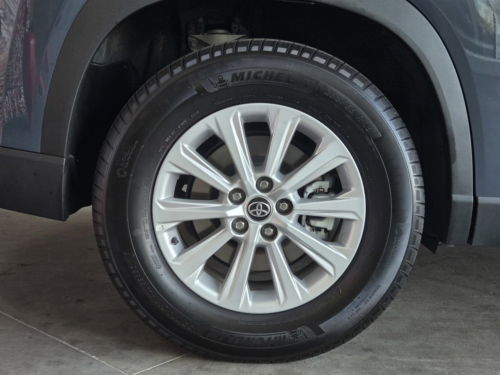 Certified 2025 Toyota Grand Highlander AWD image 5