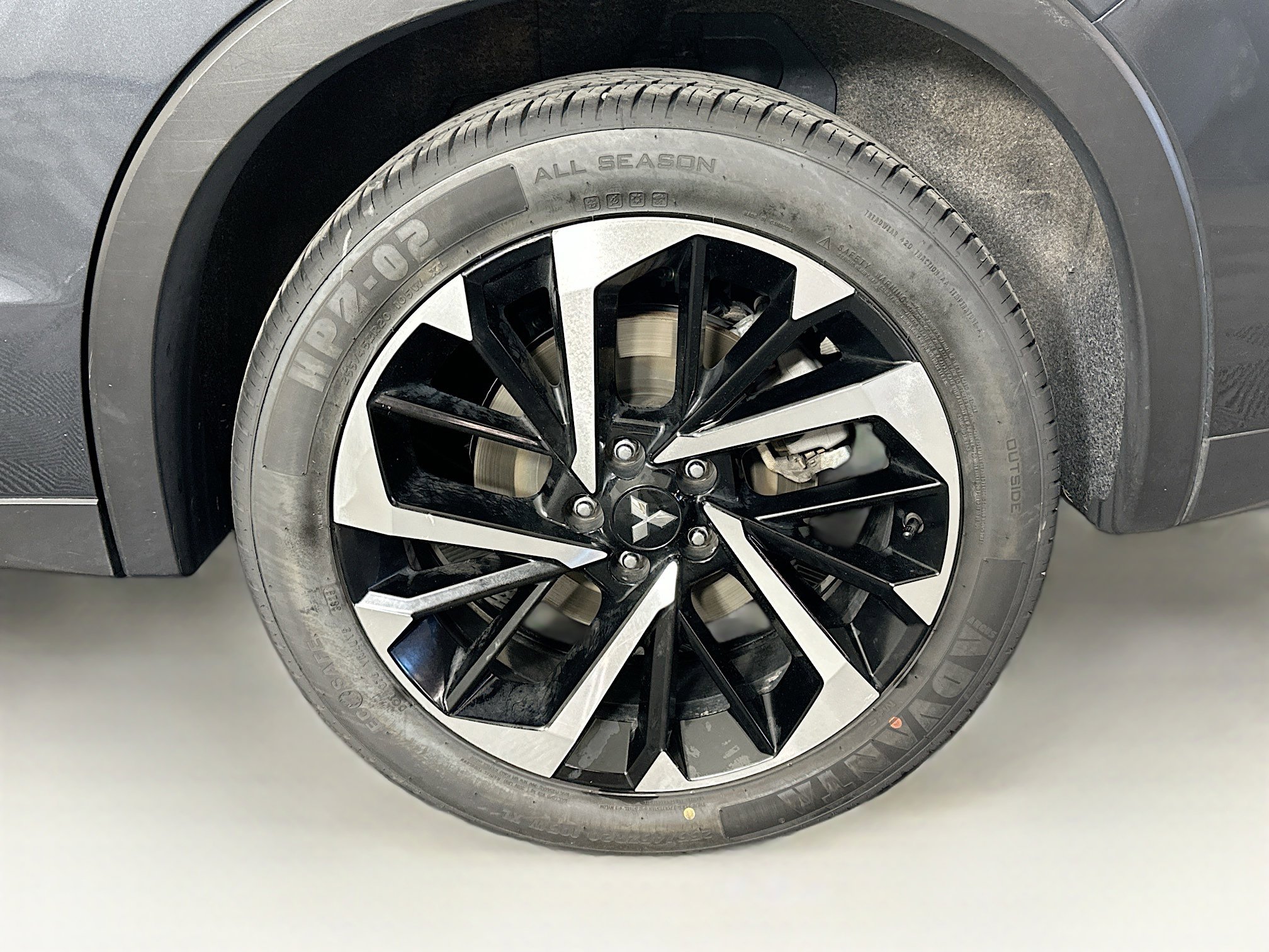 Used 2024 Mitsubishi Outlander SE image 11