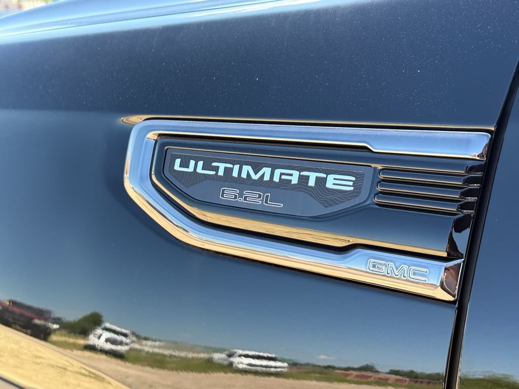 New 2026 GMC Sierra 1500 Denali Ultimate w/ LPO, Black Badging Package AWD/4WD image 45