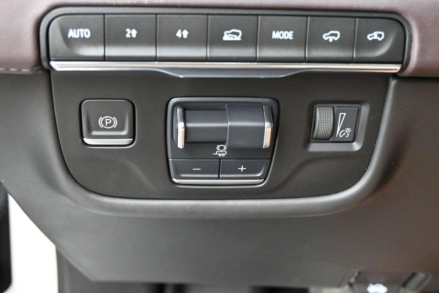Used 2021 Cadillac Escalade ESV Sport Platinum AWD/4WD image 32