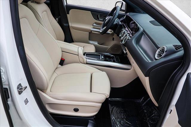 Used 2024 Mercedes-Benz GLA 250 4MATIC image 27