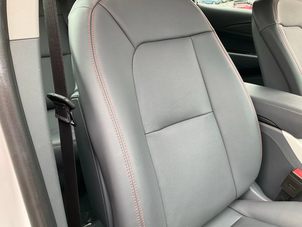 Used 2017 Chevrolet Bolt Premier FWD image 64