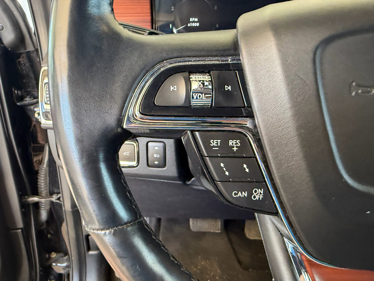 Used 2020 Lincoln Navigator Reserve w/ Luxury Package image 22