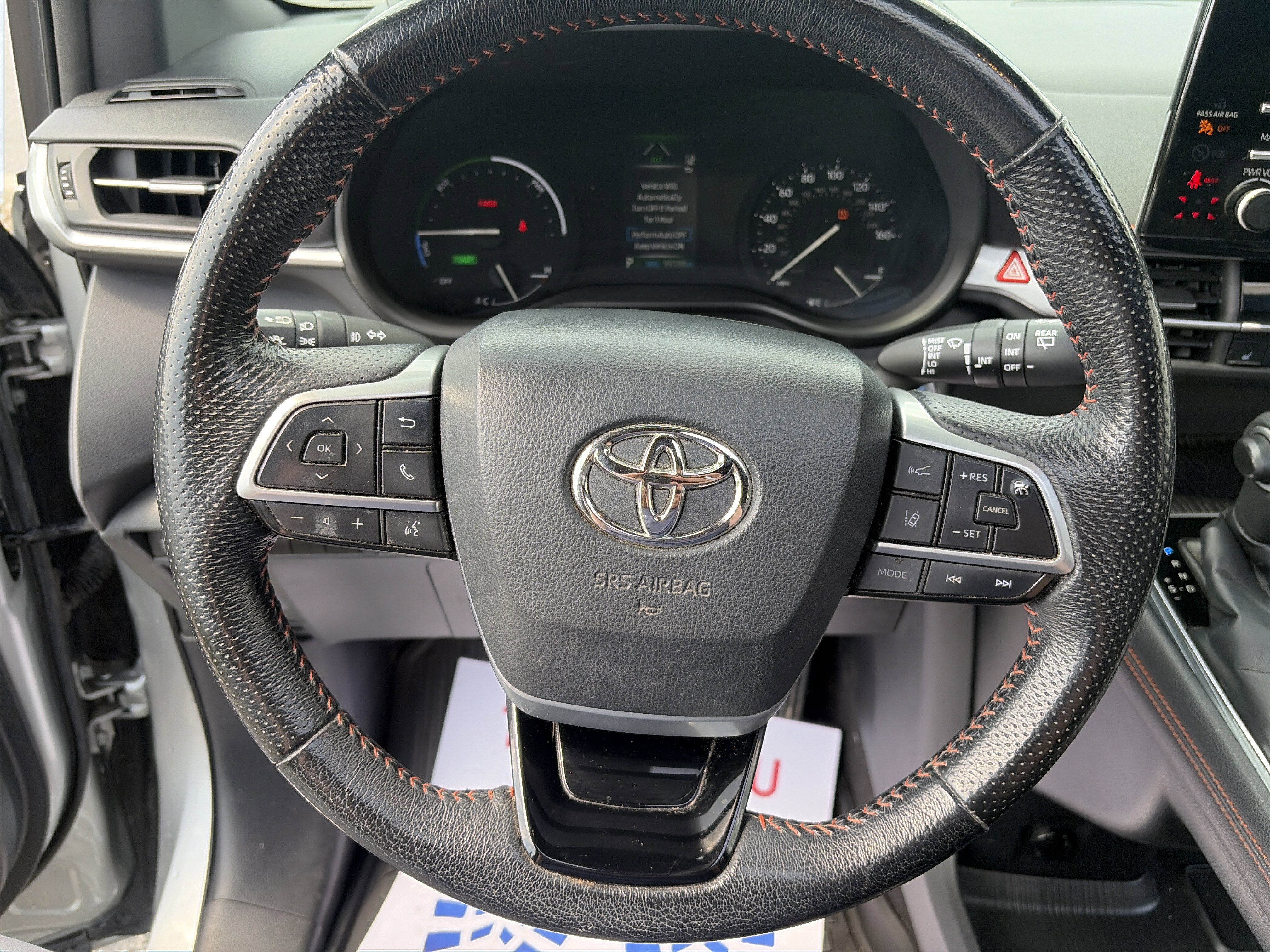 Used 2022 Toyota Sienna XSE AWD/4WD image 38