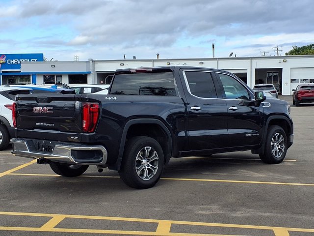Used 2025 GMC Sierra 1500 SLT AWD/4WD image 2