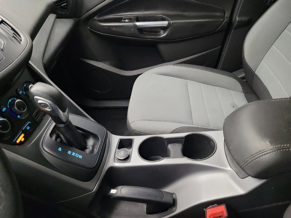 Used 2015 Ford Escape SE image 26