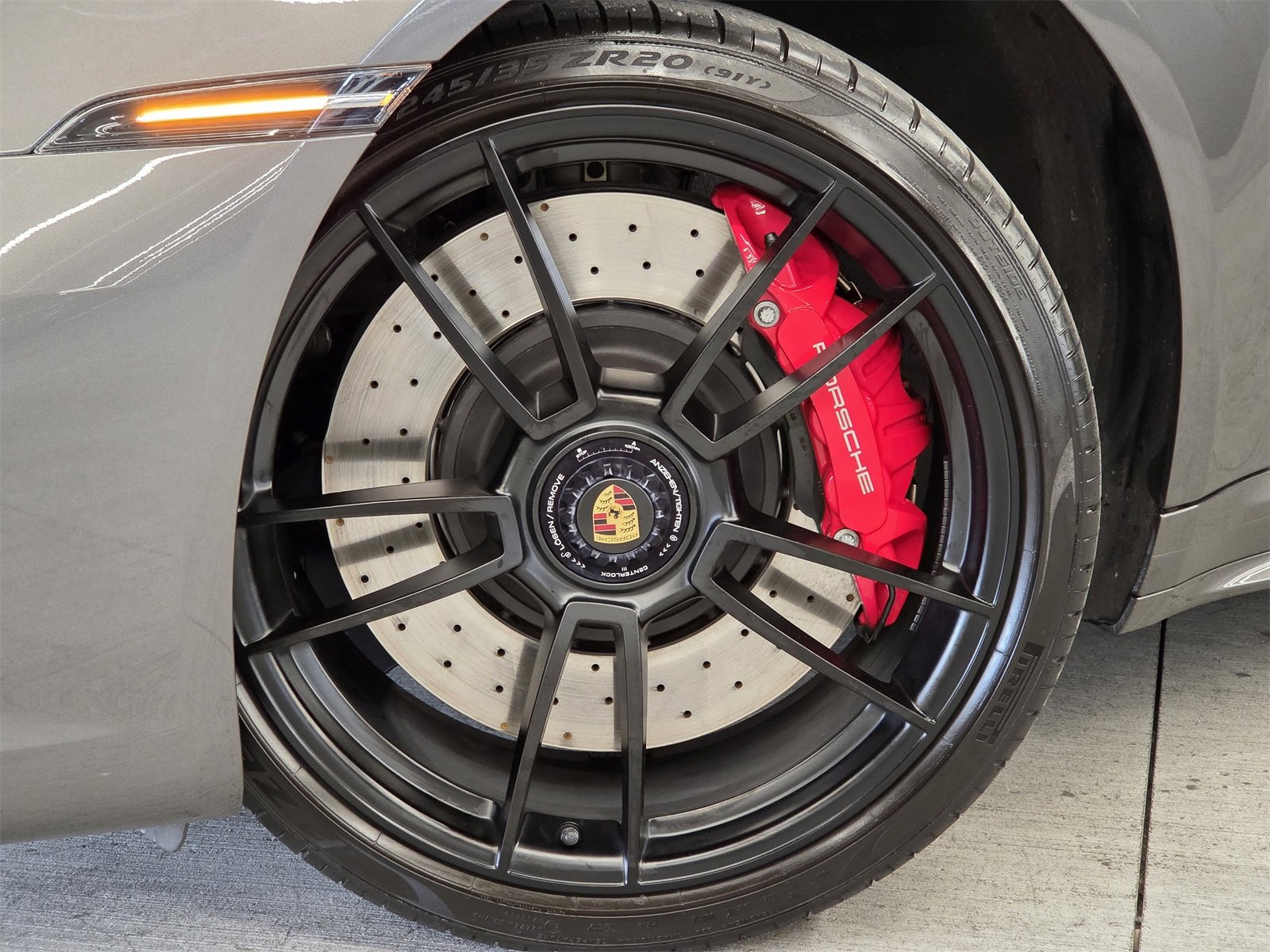 Used 2024 Porsche 911 Targa 4 GTS image 24