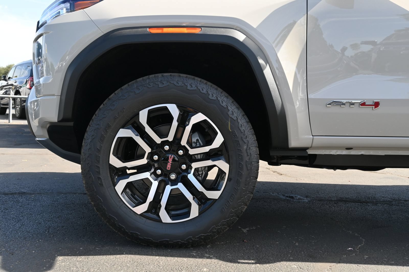 New 2026 GMC Canyon AT4 w/ Technology Plus Package AWD/4WD image 28