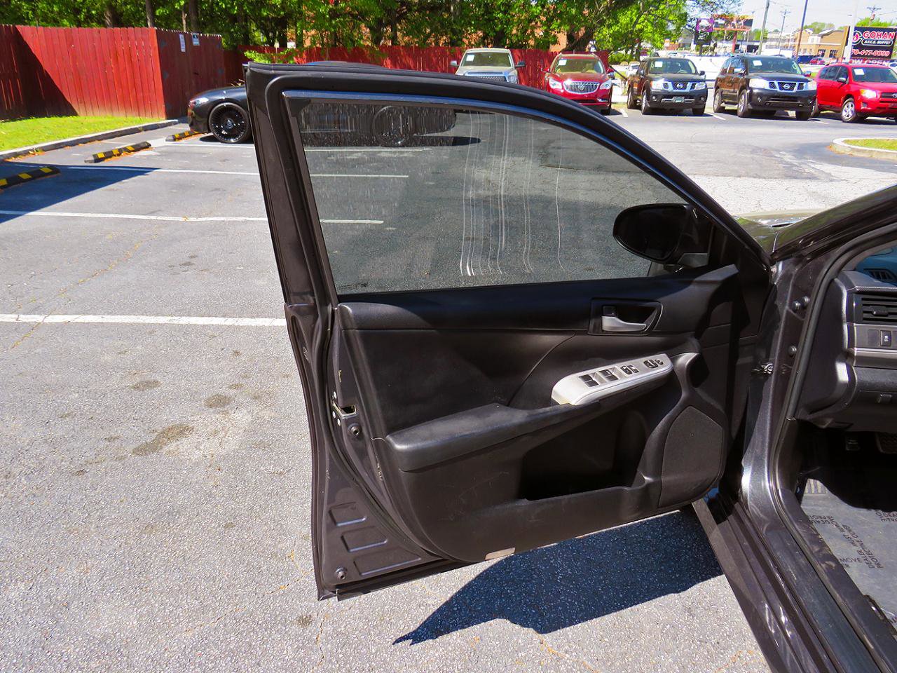 Used 2012 Toyota Camry SE FWD image 13
