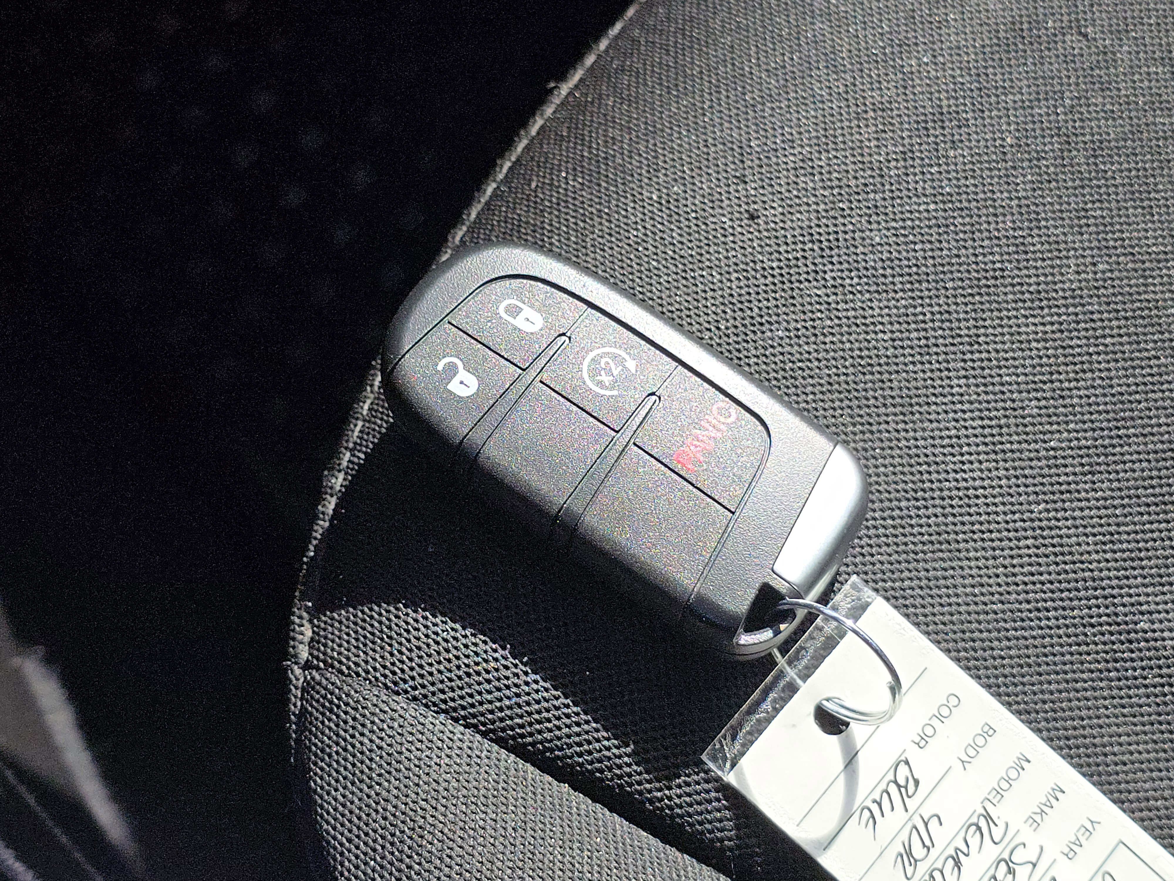 Used 2020 Jeep Renegade Latitude w/ Cold Weather Group image 32