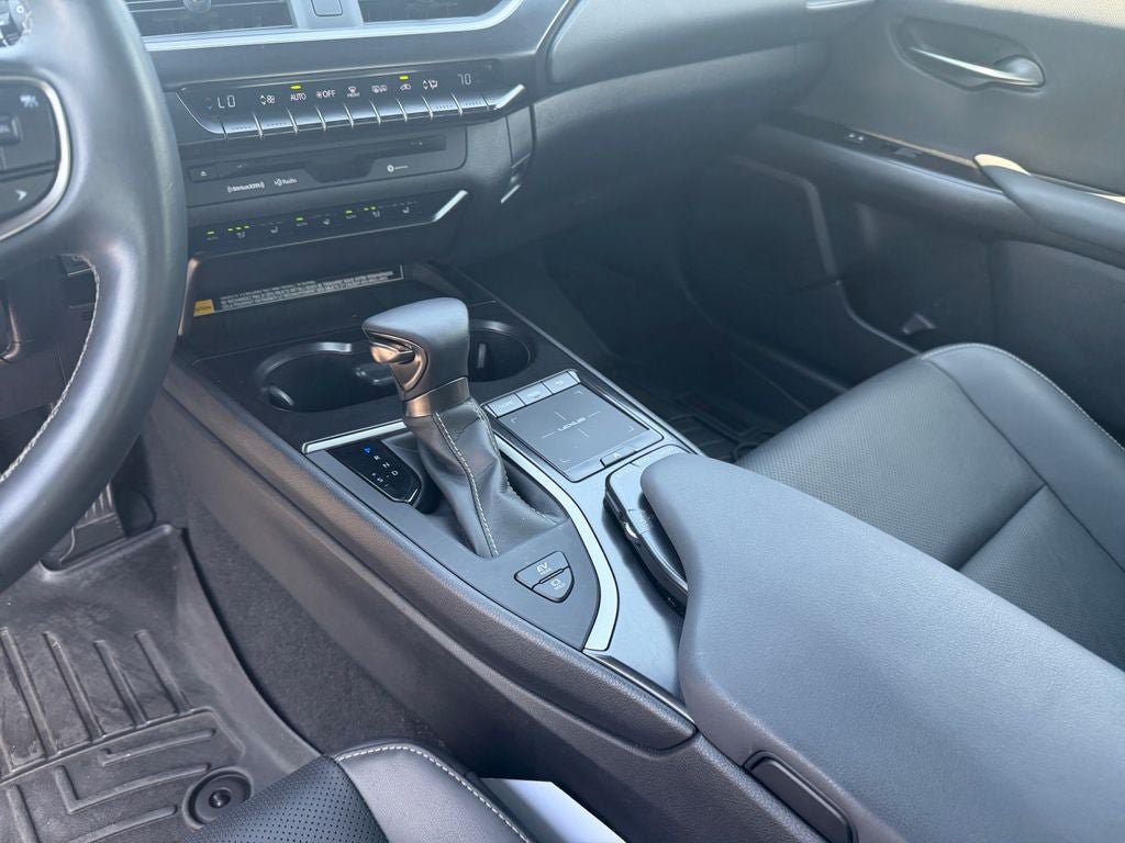 Used 2022 Lexus UX 250h w/ Premium Package AWD/4WD image 18