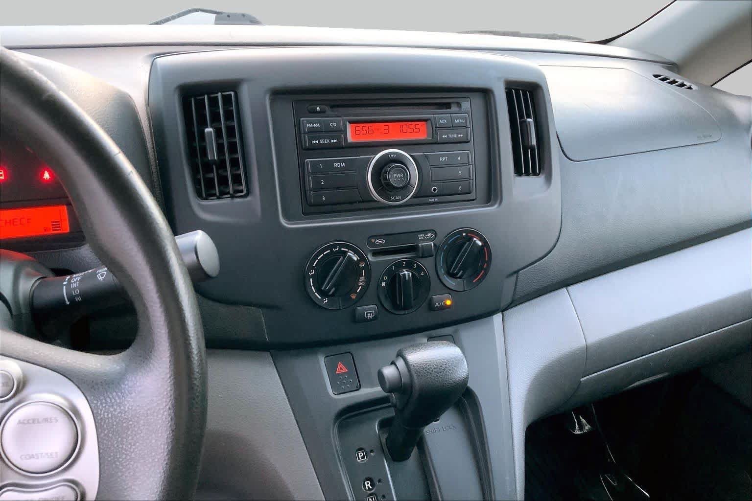 Used 2015 Nissan NV200 S w/ Cruise Control Package FWD image 6