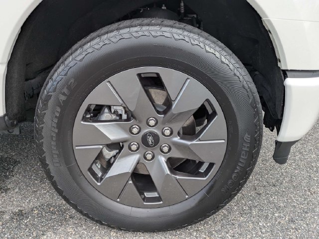Certified 2023 Ford F150 Lightning Lariat AWD/4WD image 11