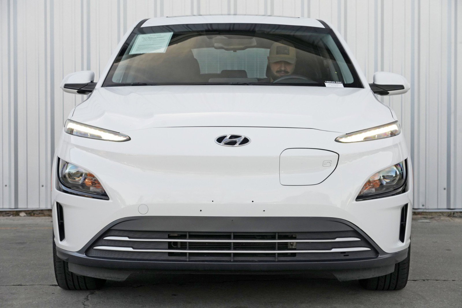 Used 2022 Hyundai Kona SEL w/ Convenience Package FWD image 6
