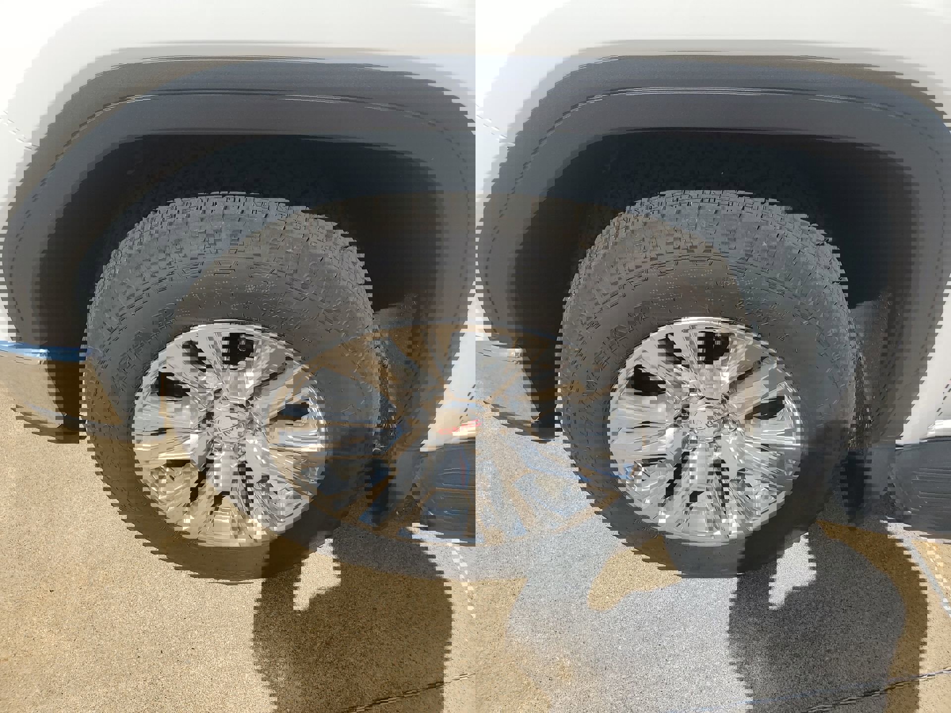 Used 2023 GMC Sierra 1500 SLT w/ SLT Premium Package image 39