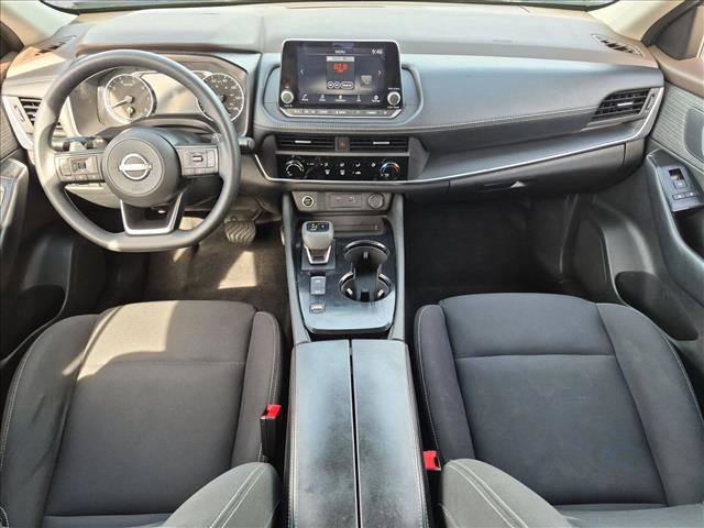Used 2023 Nissan Rogue S FWD image 17