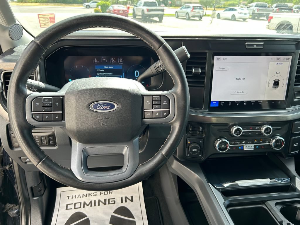 Used 2025 Ford F350 Lariat AWD/4WD image 10