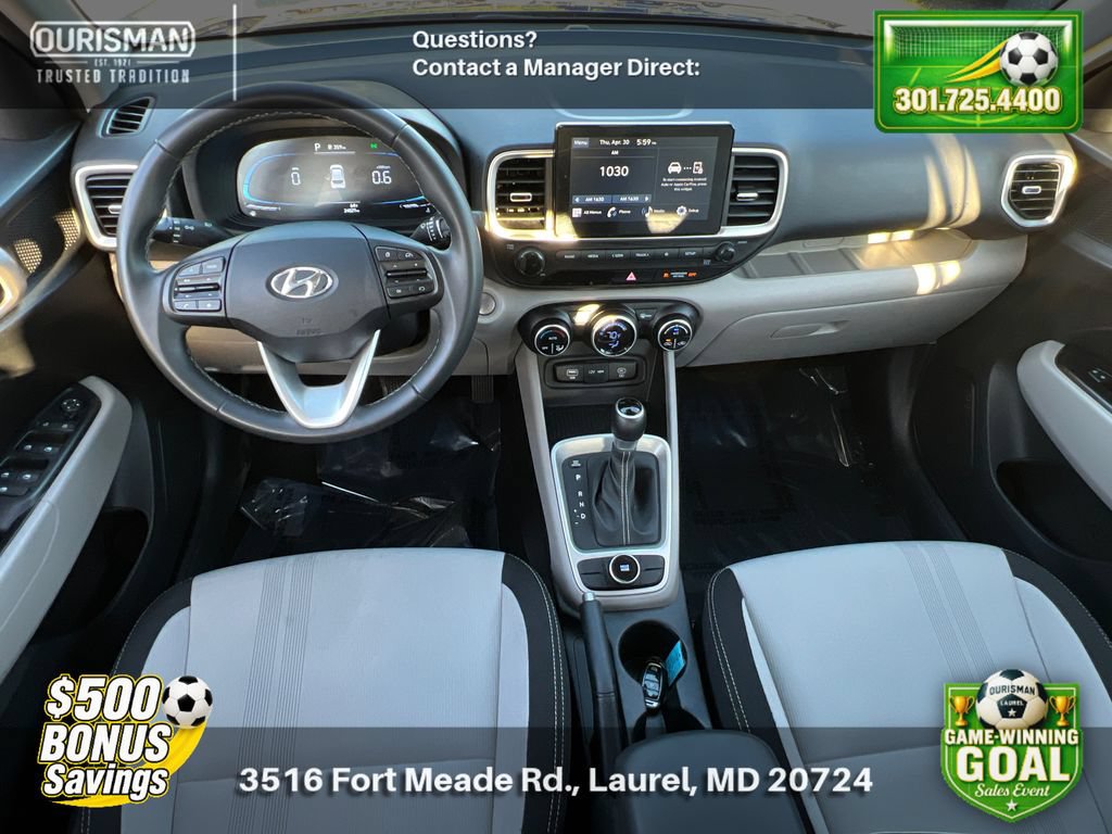 Used 2025 Hyundai Venue SEL FWD image 15