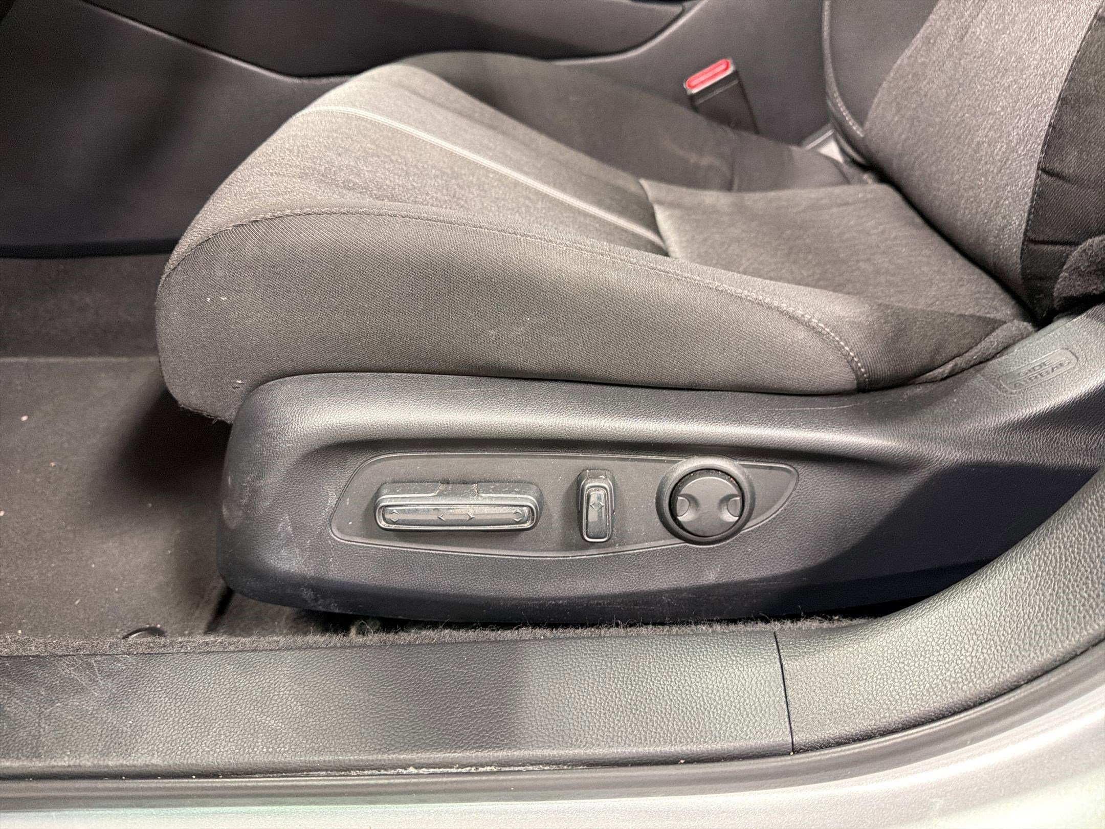 Used 2025 Honda Accord Sport image 13