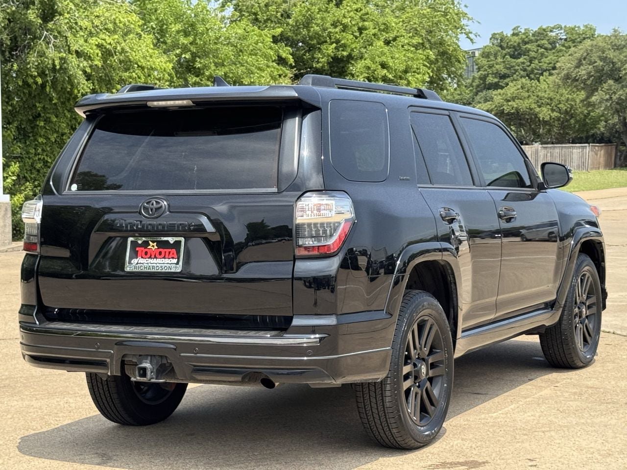 Used 2020 Toyota 4Runner Nightshade AWD/4WD image 4