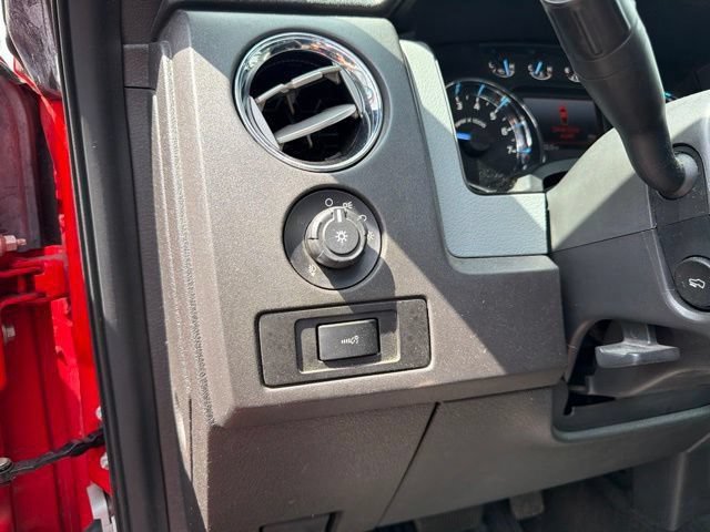 Used 2012 Ford F150 XLT w/ XLT Custom Pkg RWD image 21