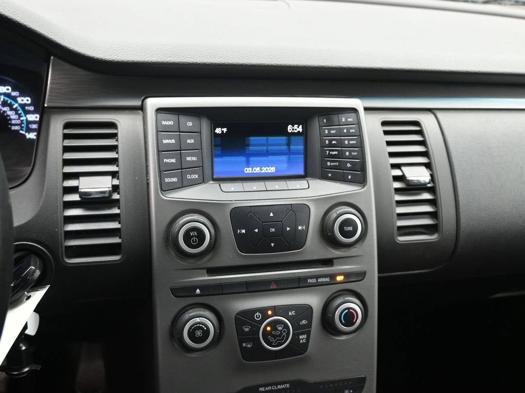 Used 2016 Ford Flex SE image 12