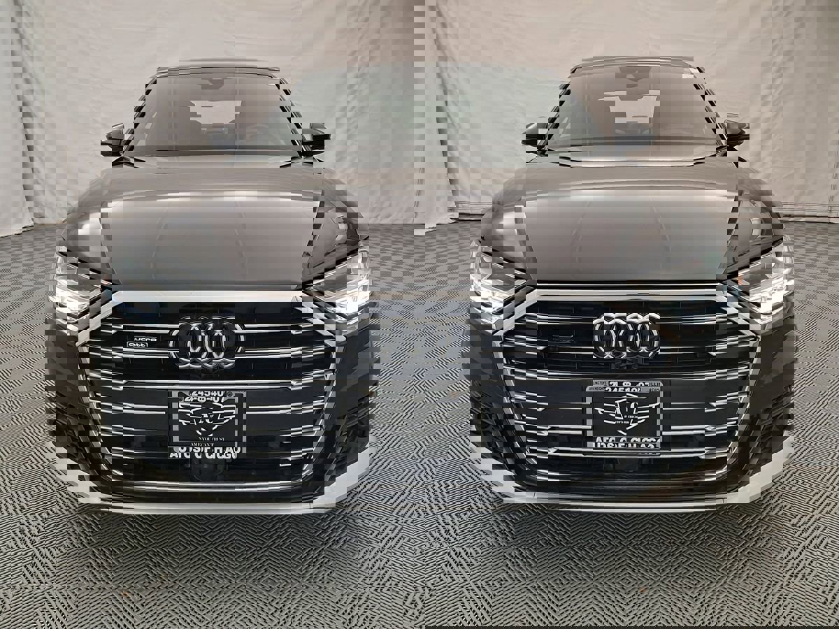 Used 2021 Audi A8 L 4.0T w/ Executive Plus Package image 2