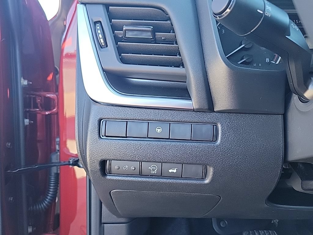 New 2026 Nissan Rogue SV FWD image 22