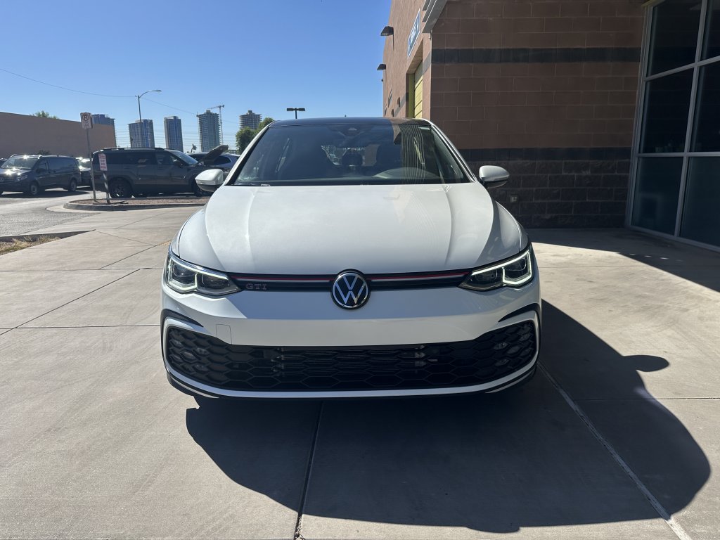 Used 2022 Volkswagen GTI SE w/ SE Leather Package FWD image 9