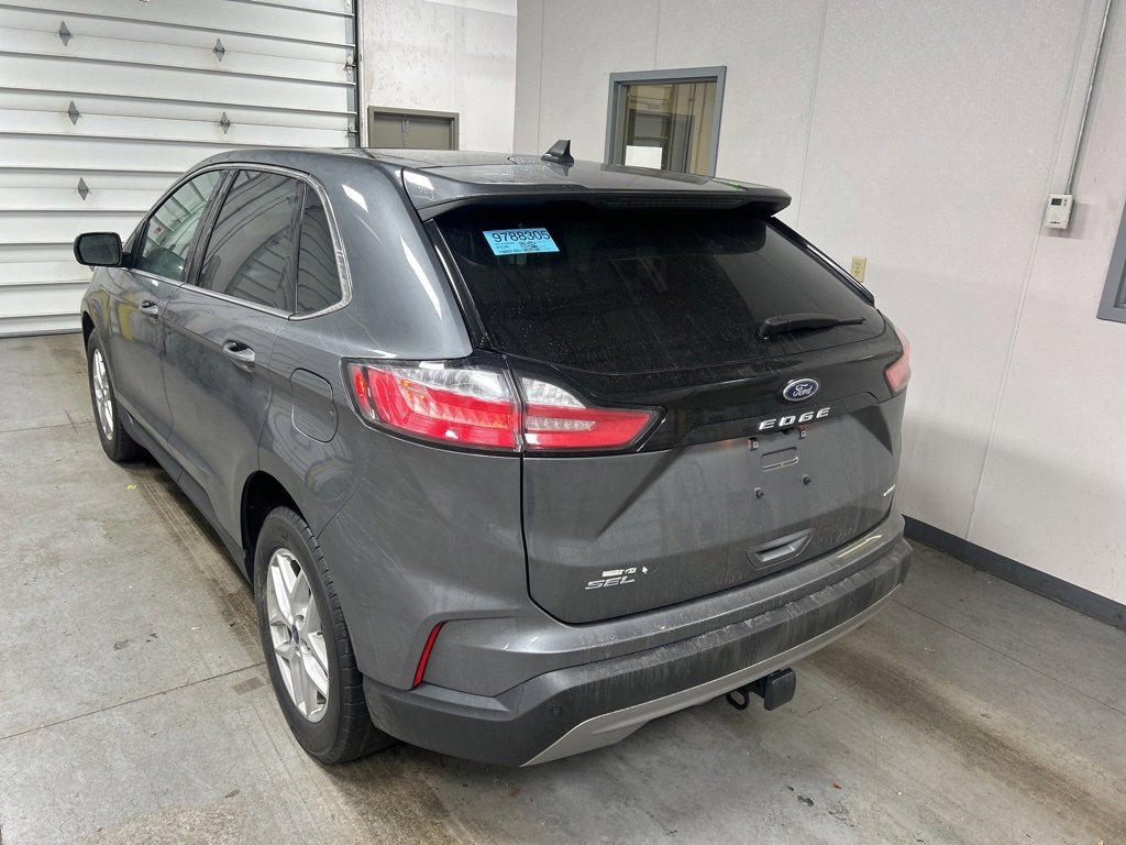 Certified 2022 Ford Edge SEL w/ Convenience Package image 3