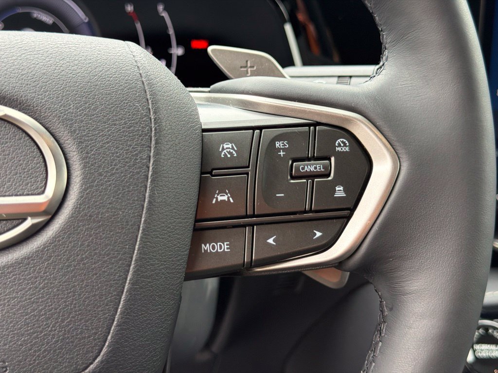 Used 2025 Lexus NX 350h AWD w/ Accessory Package (2T) image 23