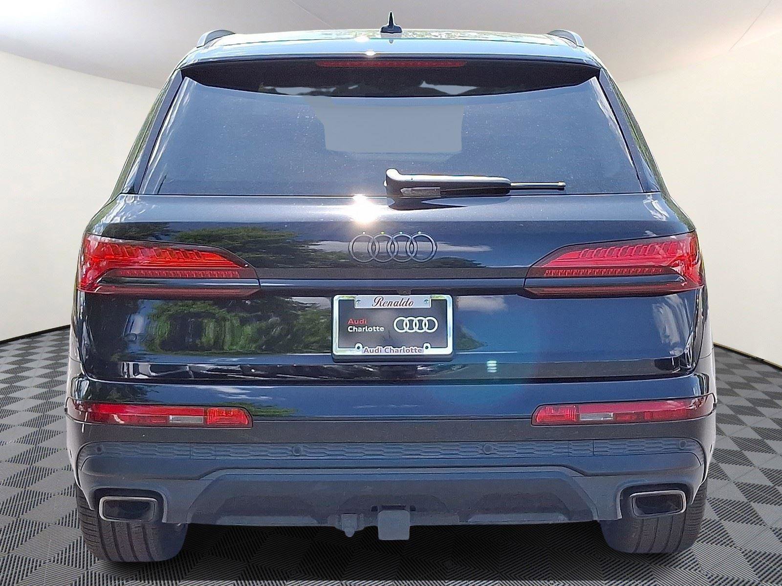 Used 2025 Audi Q7 3.0T Premium Plus image 5