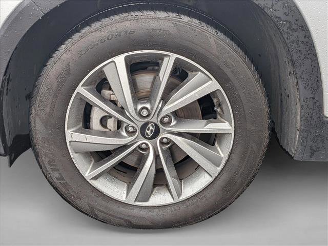 Used 2019 Hyundai Santa Fe FWD image 20