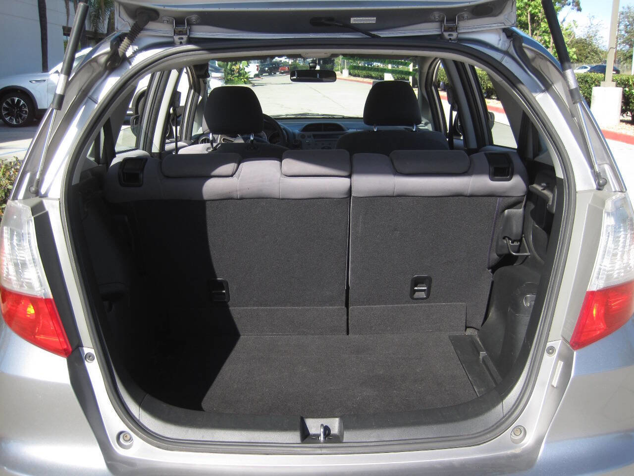 Used 2010 Honda Fit image 17