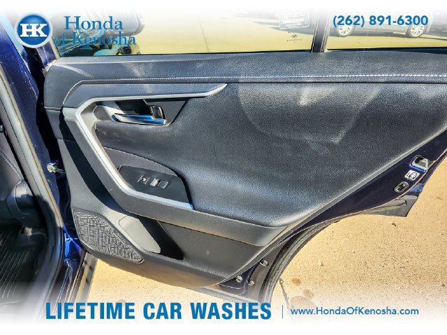 Used 2019 Toyota RAV4 Limited w/ Cold Weather Package AWD/4WD image 18