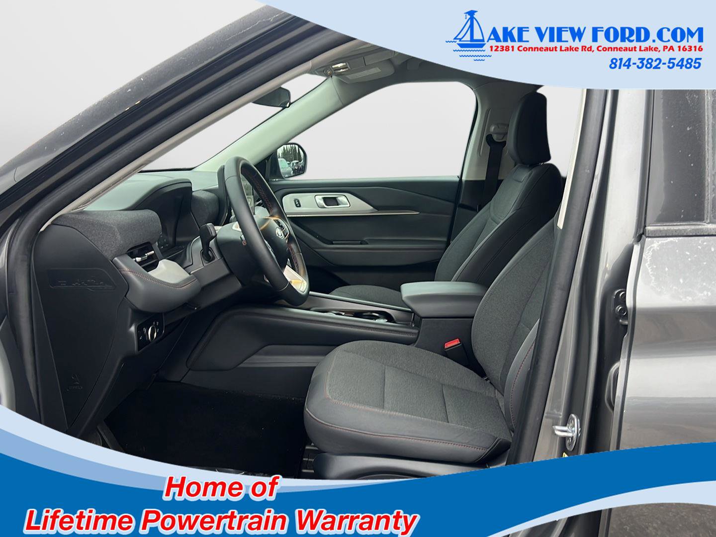 Used 2025 Ford Explorer Active image 17