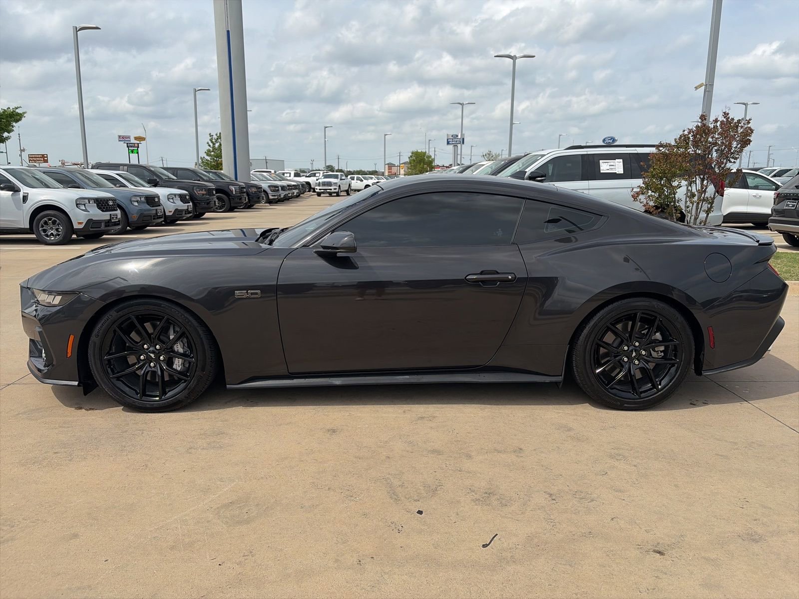 Used 2024 Ford Mustang GT image 2