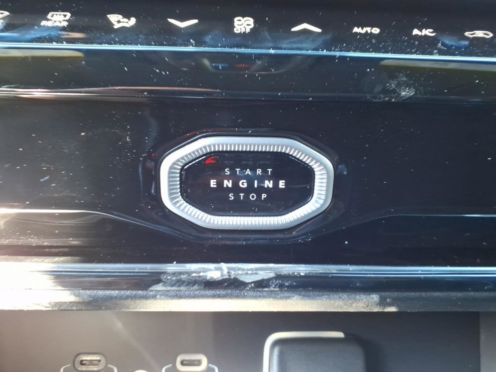 New 2026 Jeep Grand Cherokee Limited AWD/4WD image 14