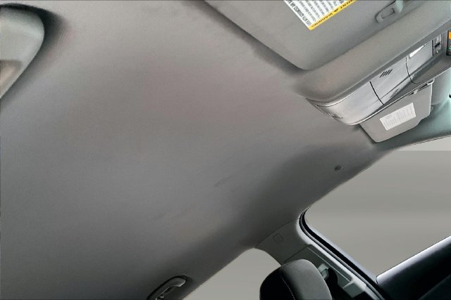Used 2025 Chevrolet Blazer LT FWD image 22