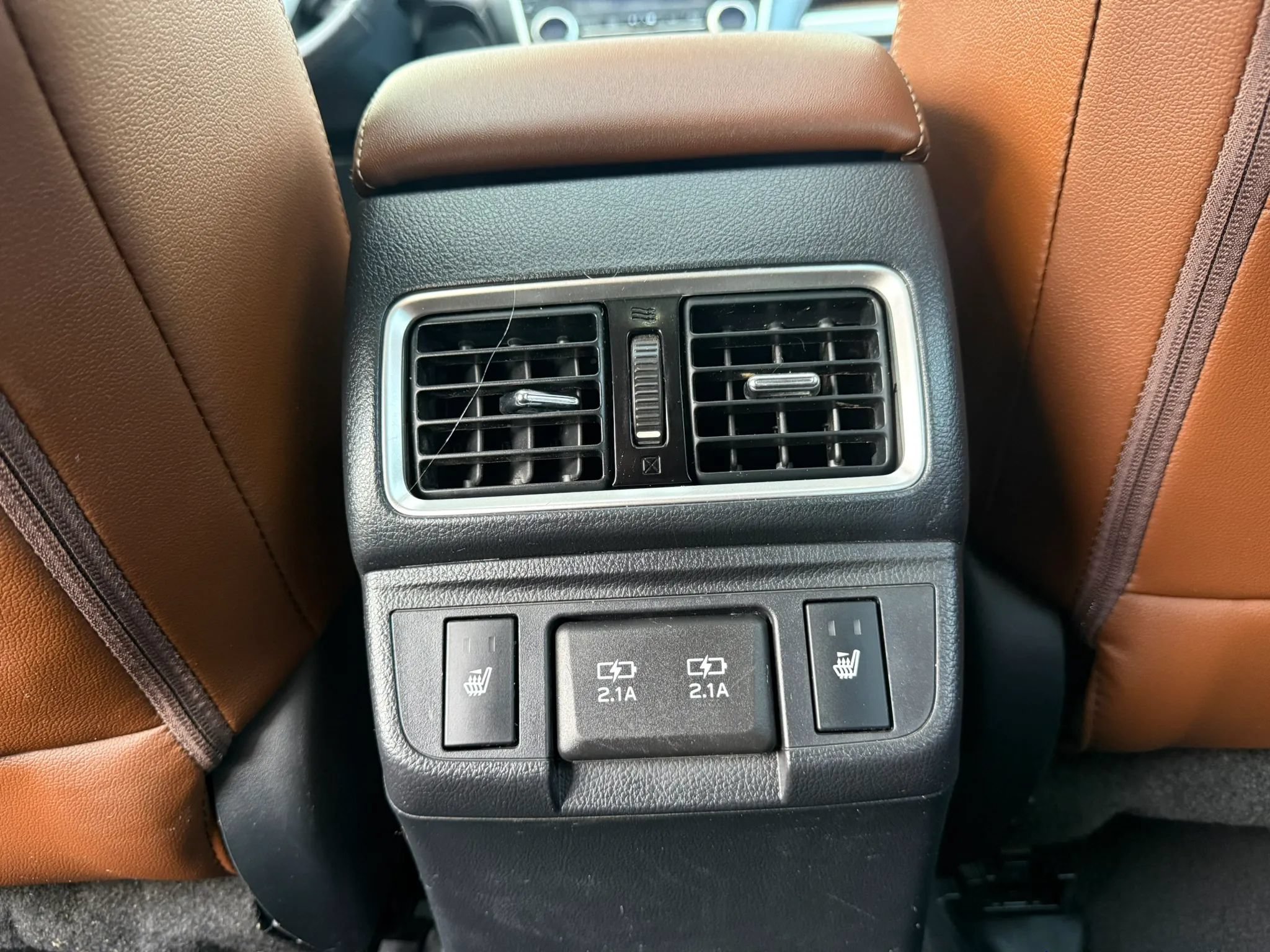 Used 2019 Subaru Outback 3.6R Touring AWD/4WD image 33