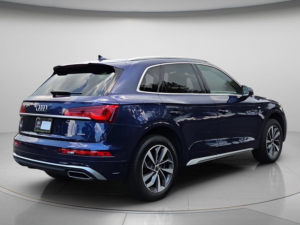Used 2023 Audi Q5 2.0T Premium w/ Convenience Package AWD/4WD image 7
