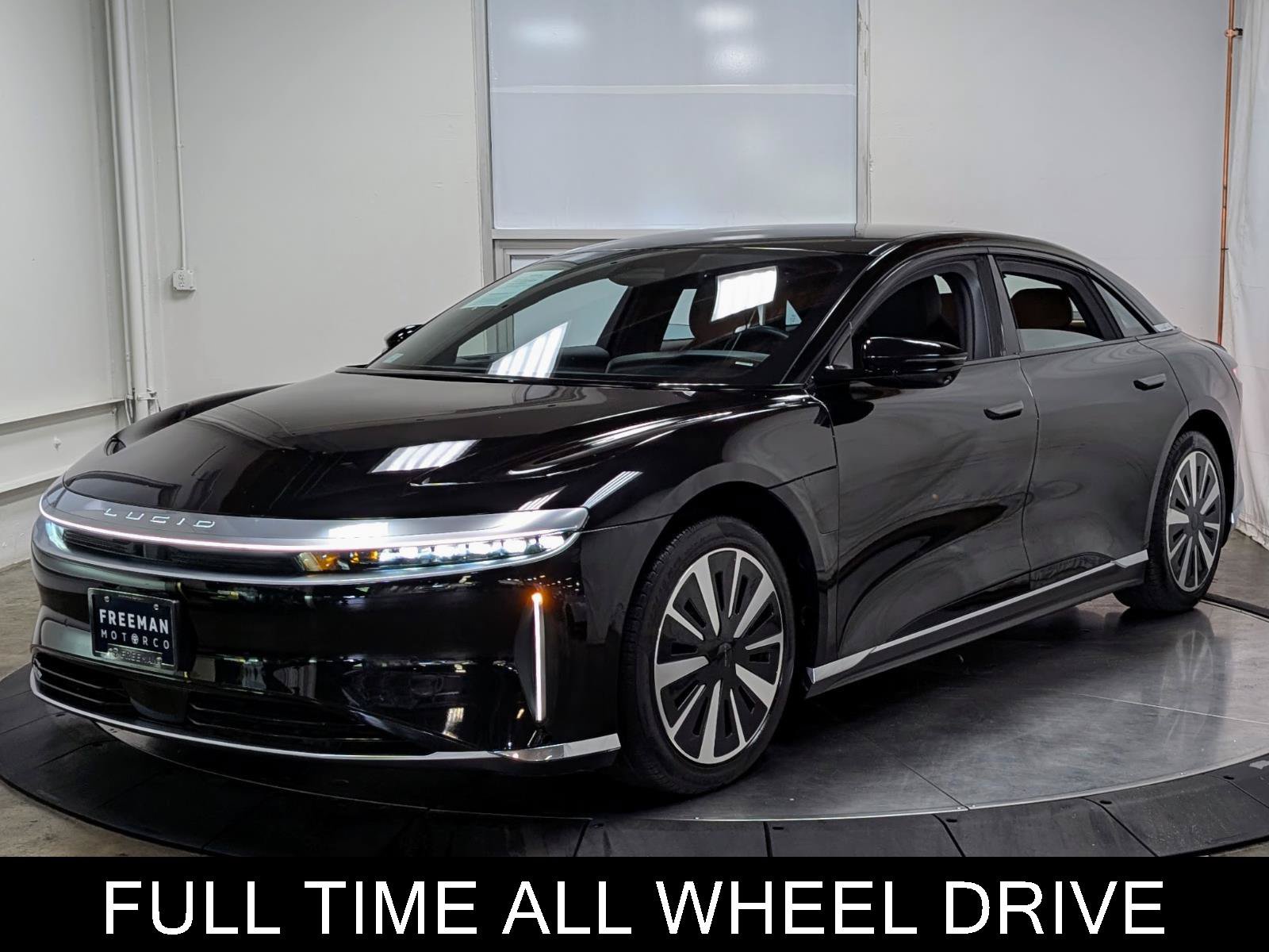 Used 2024 Lucid Air Touring AWD/4WD image 4