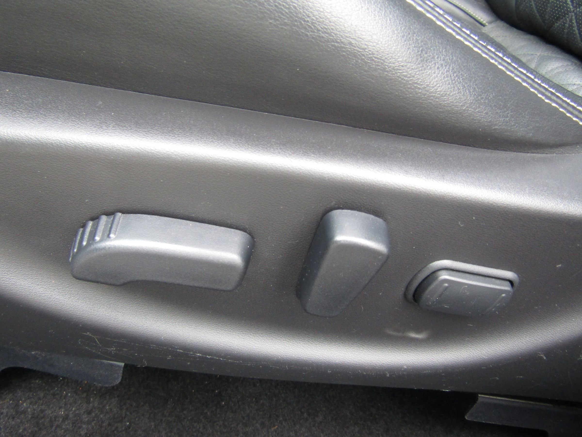 Used 2016 Nissan Maxima Platinum image 23