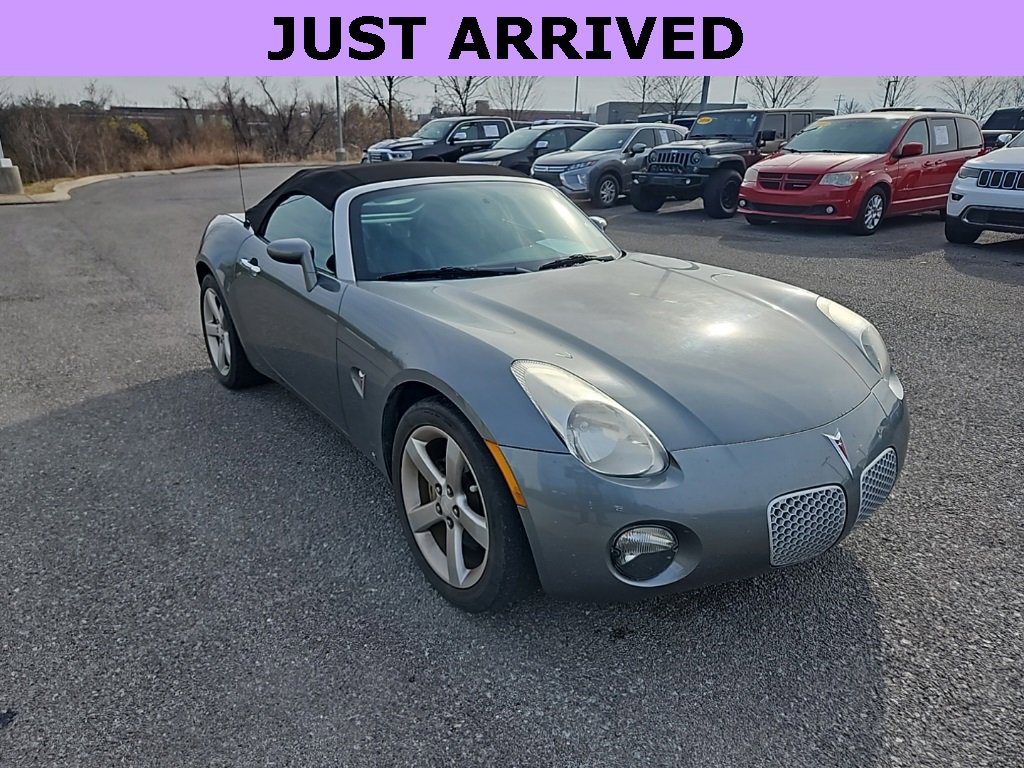 Used 2007 Pontiac Solstice Convertible w/ Premium Package